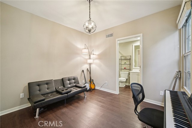 Detail Gallery Image 23 of 46 For 107 Kestrel, Irvine,  CA 92618 - 3 Beds | 3/1 Baths