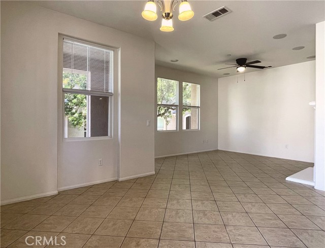 Detail Gallery Image 3 of 16 For 1488 Springfield Way, Upland,  CA 91786 - 3 Beds | 2/1 Baths