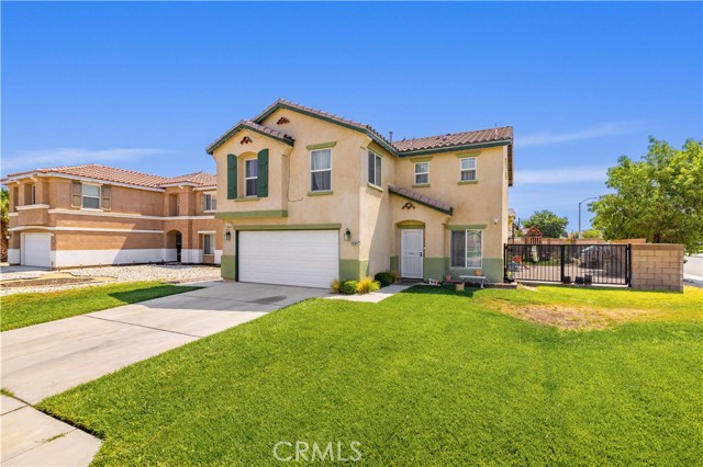 Detail Gallery Image 4 of 35 For 45064 18th St E St, Lancaster,  CA 93535 - 4 Beds | 3 Baths