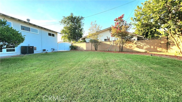 Detail Gallery Image 43 of 45 For 2408 E Briarvale Ave, Anaheim,  CA 92806 - 4 Beds | 2/1 Baths