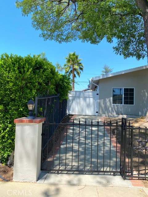 6919 Lena, West Hills CA: https://media.crmls.org/medias/2d55ee91-6361-4dd3-9b5e-b6f20a78f979.jpg