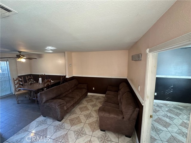 Detail Gallery Image 20 of 57 For 3600 Mountain Ave 12f,  San Bernardino,  CA 92404 - 2 Beds | 1/1 Baths