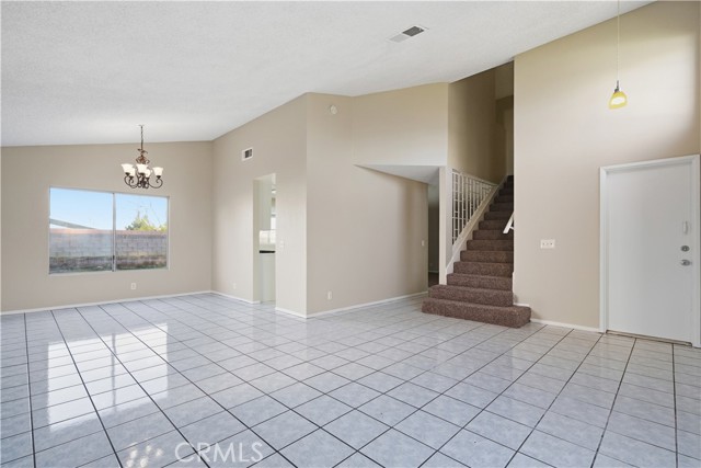 Detail Gallery Image 19 of 38 For 3621 Apollo, Palmdale,  CA 93550 - 3 Beds | 2/1 Baths