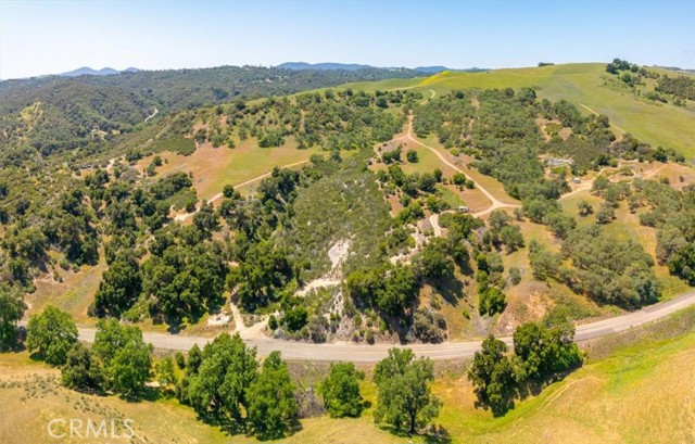 74650 Interlake Road, Bradley CA: https://media.crmls.org/medias/2d56cd7e-8f6c-4072-a554-9a2cb8acc27a.jpg