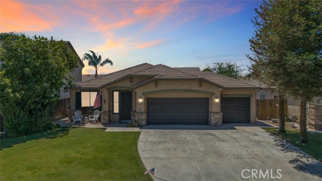 12109 Childress Street, Bakersfield CA: https://media.crmls.org/medias/2d56f671-adc1-4dde-a7c1-5e803db91a49.jpg