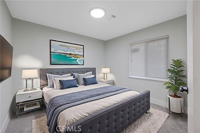Detail Gallery Image 17 of 27 For 2452 S Holloway Ave, Fresno,  CA 93725 - 3 Beds | 1 Baths