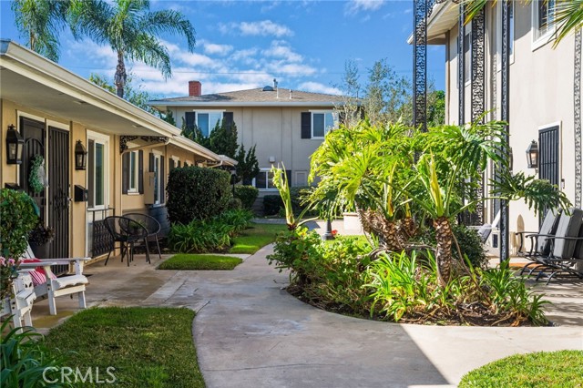 Detail Gallery Image 24 of 26 For 1741 Tustin Ave 5c,  Costa Mesa,  CA 92627 - 3 Beds | 2 Baths