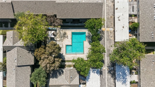 Detail Gallery Image 58 of 62 For 20120 Runnymede St #17,  Winnetka,  CA 91306 - 3 Beds | 2/1 Baths