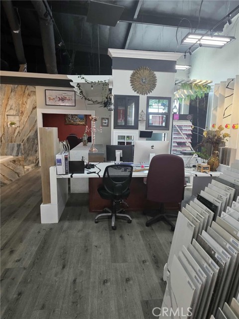 13962 Seaboard Circle, Garden Grove CA: https://media.crmls.org/medias/2d5ad075-3d47-4e39-b393-479476650acf.jpg