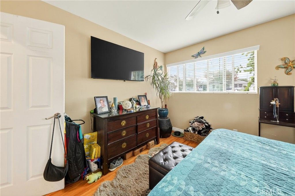 MLS #OC25237725 image #23