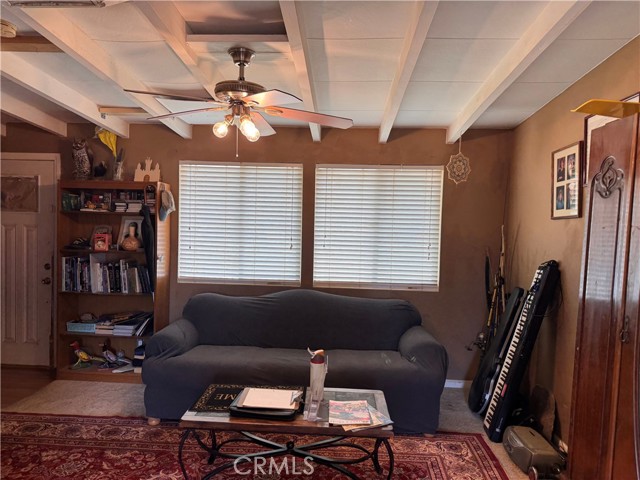 Detail Gallery Image 4 of 7 For 7454 Acoma, Yucca Valley,  CA 92284 - 2 Beds | 1 Baths