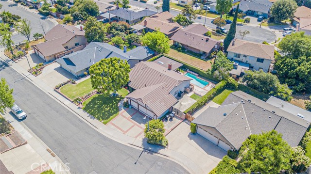 751 Santa Fe Court, San Dimas CA: https://media.crmls.org/medias/2d5cc2f9-e346-4dde-bebb-633fd4a17b90.jpg