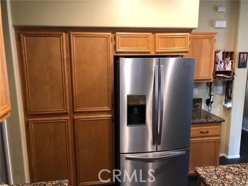 Detail Gallery Image 5 of 11 For 13755 Sunshine, Victorville,  CA 92394 - 3 Beds | 2/1 Baths