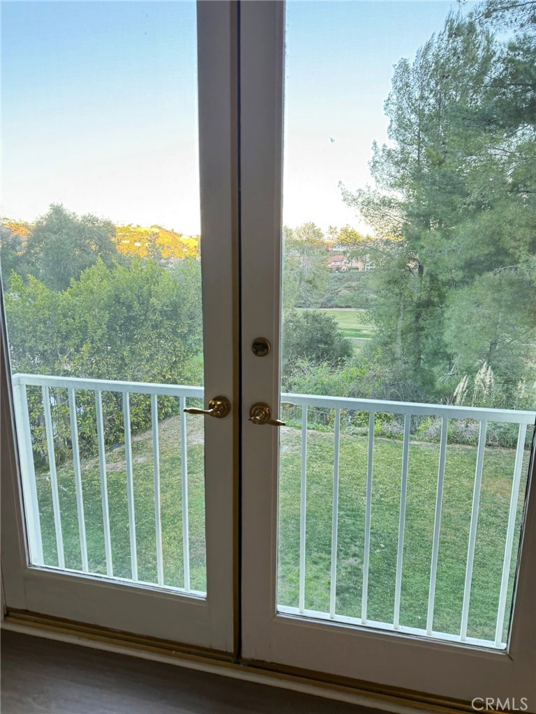 https://media.crmls.org/medias/2d5da73a-4dad-4609-b625-f2ea56f6f614.jpg?preset=X-Large