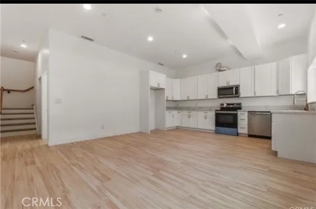 Detail Gallery Image 7 of 21 For 1668 W 213th, Torrance,  CA 90501 - – Beds | – Baths