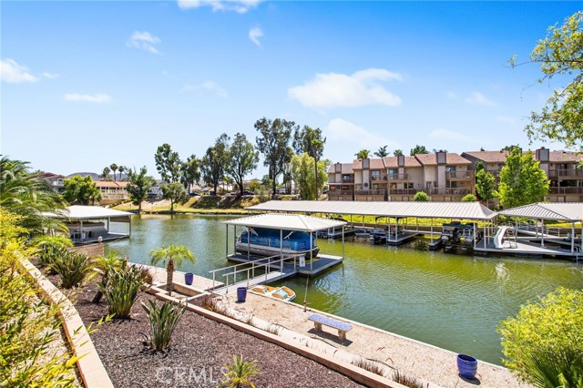30201 Spray Drive, Canyon Lake CA: https://media.crmls.org/medias/2d5e0aca-07ab-499b-b916-a9312db150c0.jpg