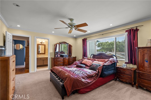 Detail Gallery Image 17 of 29 For 10538 Balcom Ave, Granada Hills,  CA 91344 - 3 Beds | 3/1 Baths