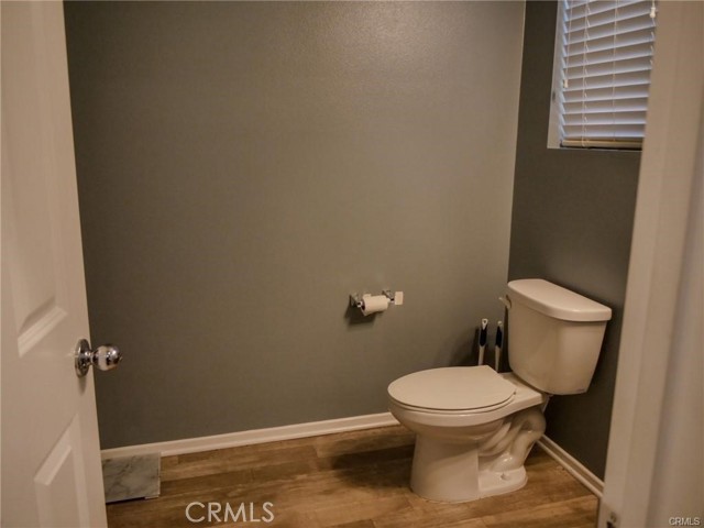Image 16 of 19 For 24280 White Willow Avenue