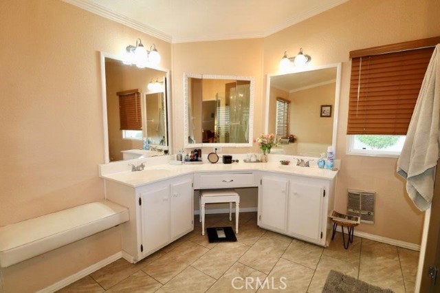 12623 Lake Frost Way, La Mirada CA: https://media.crmls.org/medias/2d5f435e-494d-49a2-9cfd-0a6d6b7b6394.jpg