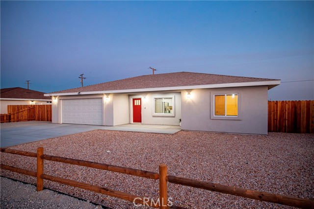 Detail Gallery Image 1 of 1 For 9660 Glade Ave, California City,  CA 93505 - 3 Beds | 2 Baths