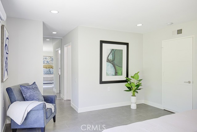 5468 Paseo Del Lago E, Laguna Woods CA: https://media.crmls.org/medias/2d5f7dc9-396a-4c32-bd7e-31aef6d8dfc7.jpg
