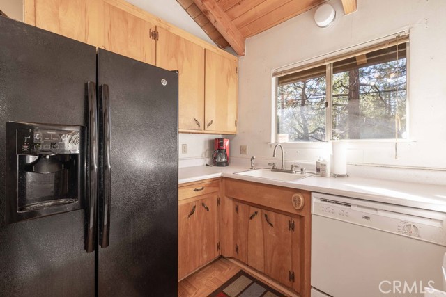 Detail Gallery Image 19 of 42 For 41789 Comstock, Big Bear Lake,  CA 92315 - 4 Beds | 2 Baths