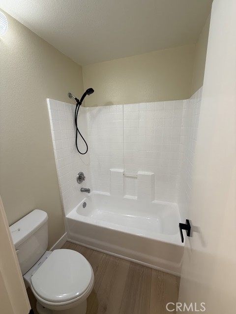 Detail Gallery Image 25 of 29 For 15766 Midwood #4,  Granada Hills,  CA 91344 - 3 Beds | 2/1 Baths