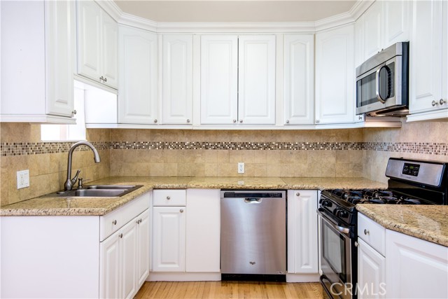 11780 Peoria Street photo 6