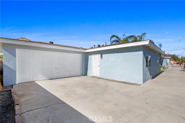 Detail Gallery Image 11 of 11 For 11648 208th St, Lakewood,  CA 90715 - 2 Beds | 1 Baths