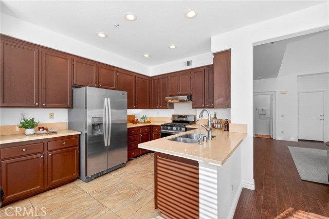 Image 19 of 58 For 13617 Freemont Court