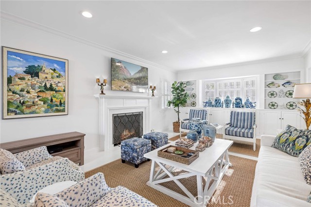Detail Gallery Image 5 of 25 For 116 Abalone Ave, Newport Beach,  CA 92662 - 4 Beds | 3/2 Baths