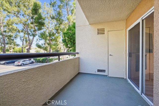 Detail Gallery Image 16 of 18 For 21400 Burbank Bld #115,  Woodland Hills,  CA 91367 - 1 Beds | 1 Baths