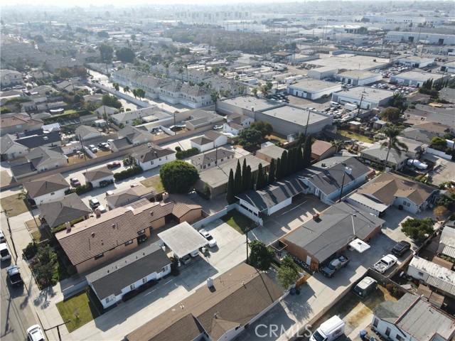 Detail Gallery Image 2 of 40 For 22607 S Meyler St, Torrance,  CA 90502 - 5 Beds | 5 Baths