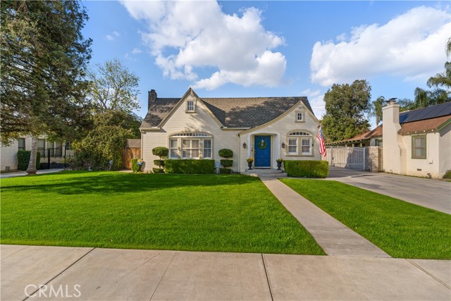 Detail Gallery Image 2 of 28 For 2714 Sunset Ave, Bakersfield,  CA 93304 - 3 Beds | 1 Baths