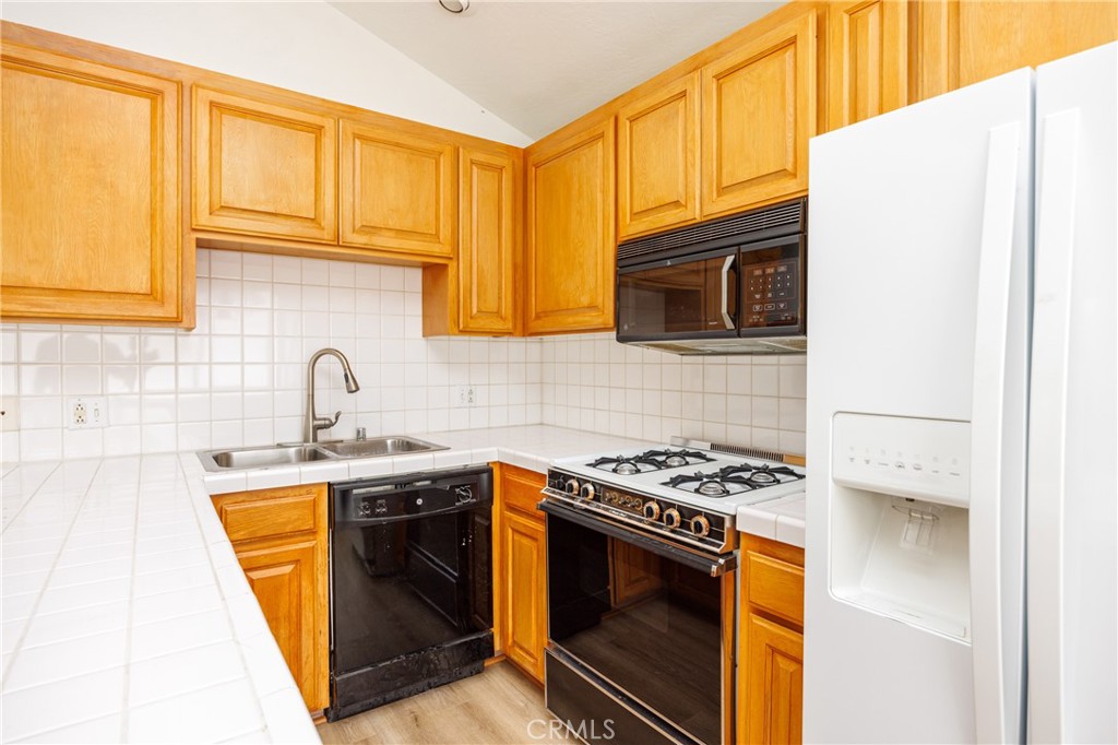332 Locust Street B