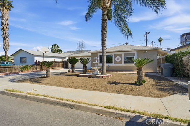 Detail Gallery Image 6 of 39 For 409 W Camellia Way, San Jacinto,  CA 92538 - 4 Beds | 2 Baths