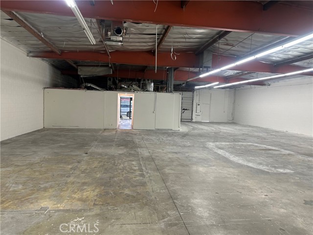 16134 Valerio Street, Van Nuys (los Angeles), California 91406, ,Commercial Lease,For Rent,16134 Valerio Street,CRSR25007821