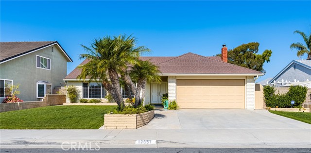 Image 3 for 17651 Falkirk Ln, Huntington Beach, CA 92649