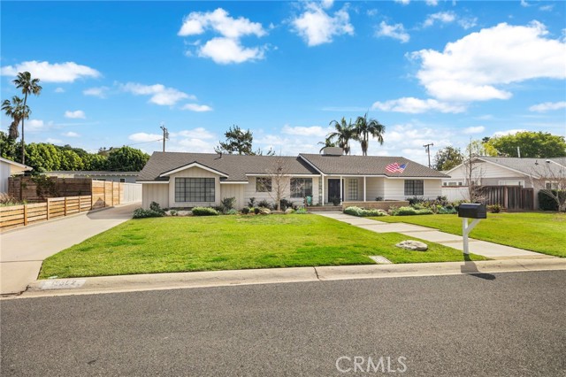Detail Gallery Image 2 of 31 For 12392 Country Lane, North Tustin,  CA 92705 - 4 Beds | 3 Baths