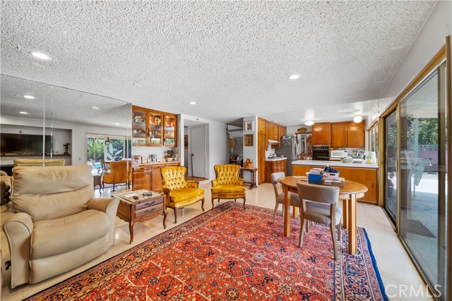 5 Bed Home for Sale in Hollywood Hills, California