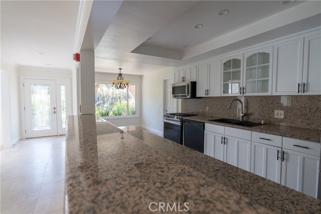 Detail Gallery Image 21 of 37 For 490 S Old Ranch Rd, Anaheim Hills,  CA 92808 - 5 Beds | 3 Baths