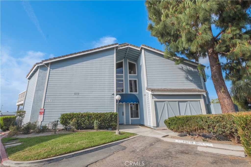 7652 Cerritos Ave #E