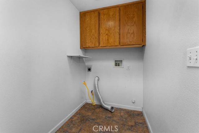 22022 Grove Circle, Red Bluff CA: https://media.crmls.org/medias/2d685875-5498-401b-8fcb-1a1720433e96.jpg