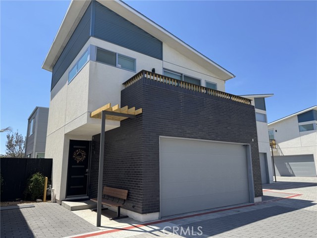 Detail Gallery Image 1 of 6 For 1166 Holly Ave #4,  Imperial Beach,  CA 91932 - 3 Beds | 2/1 Baths
