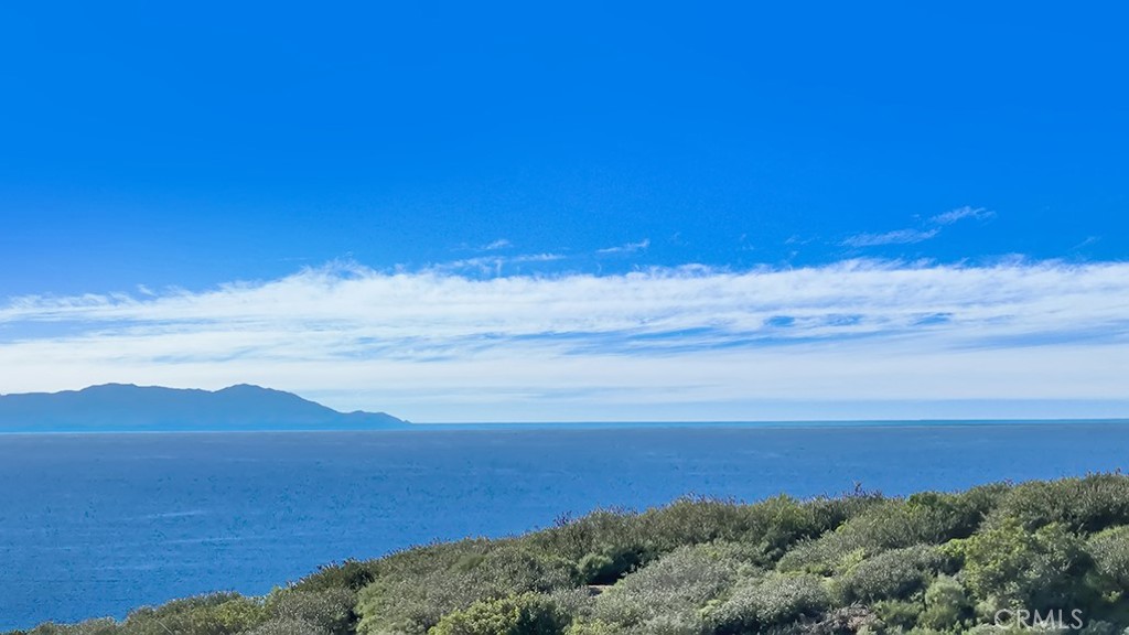 https://media.crmls.org/medias/2d69c365-539f-4d35-8fb6-edacc6700df4.jpg?preset=X-Large