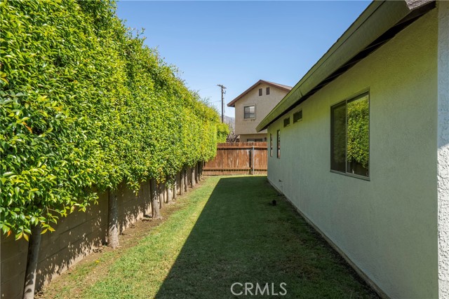 Detail Gallery Image 36 of 39 For 700 W 2nd St #2,  Azusa,  CA 91702 - 3 Beds | 2/1 Baths