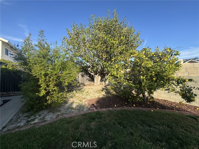 Detail Gallery Image 25 of 27 For 14762 Foxcroft Rd, Tustin,  CA 92780 - 4 Beds | 2 Baths