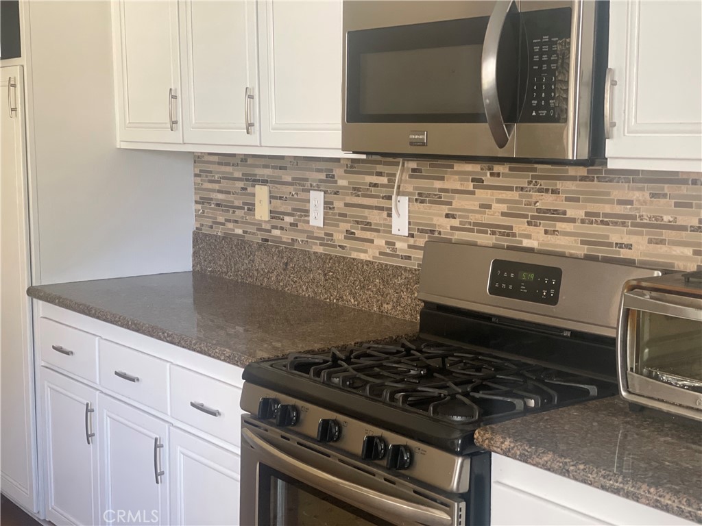 2d6ac7a4 Eb6c 4a25 B4c7 0da9a274d3be