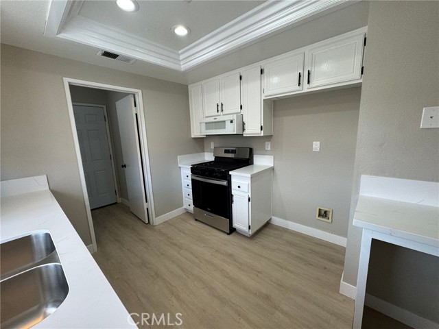 Detail Gallery Image 8 of 32 For 28370 Corte Magdalena, Menifee,  CA 92586 - 2 Beds | 2 Baths