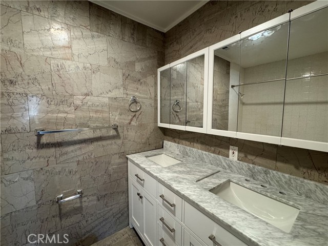Detail Gallery Image 7 of 22 For 4339 W 178th St, Torrance,  CA 90504 - 3 Beds | 2 Baths